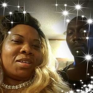 Meet your Posher, Zina